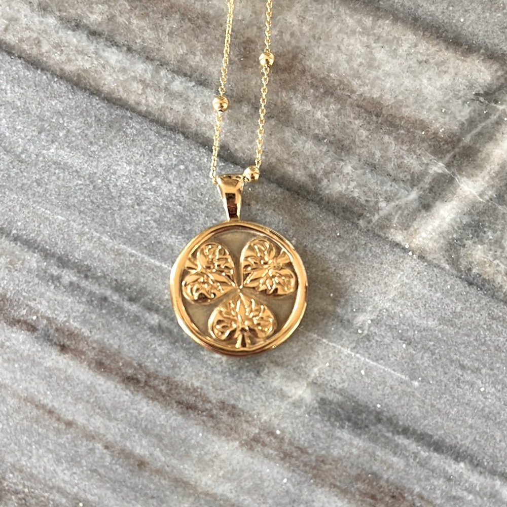 Jane Win Gold Pendant Necklace